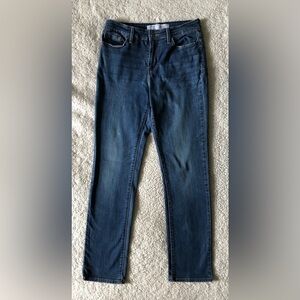 Levi’s Signature Mid Rise Jeans
